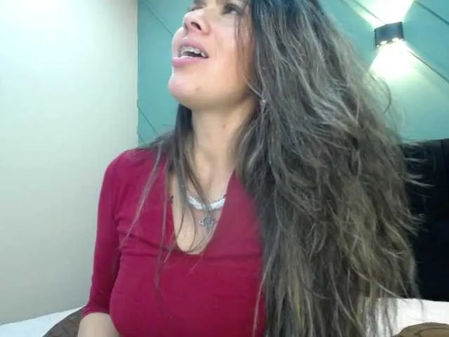 Live sex webcam photo for Jipsya #273049874