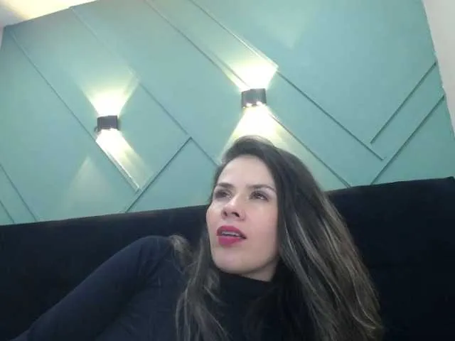 Live sex webcam photo for Jipsya #273324646