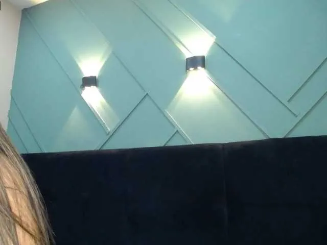 Live sex webcam photo for Jipsya #273378405