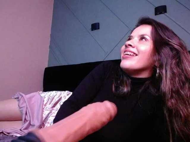 Live sex webcam photo for Jipsya #273511609