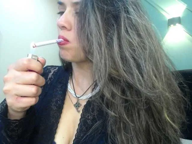 Live sex webcam photo for Jipsya #273588343