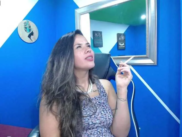 Live sex webcam photo for Jipsya #273821754