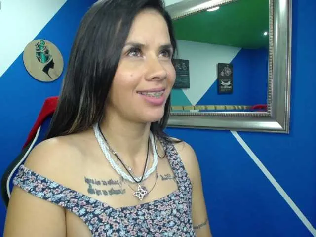 Live sex webcam photo for Jipsya #273988249