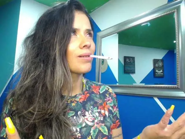 Live sex webcam photo for Jipsya #274401714