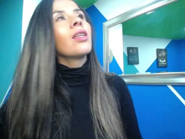 Live sex webcam photo for Jipsya #274543501