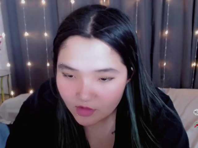 Live sex webcam photo for Jisoo20 #275439695