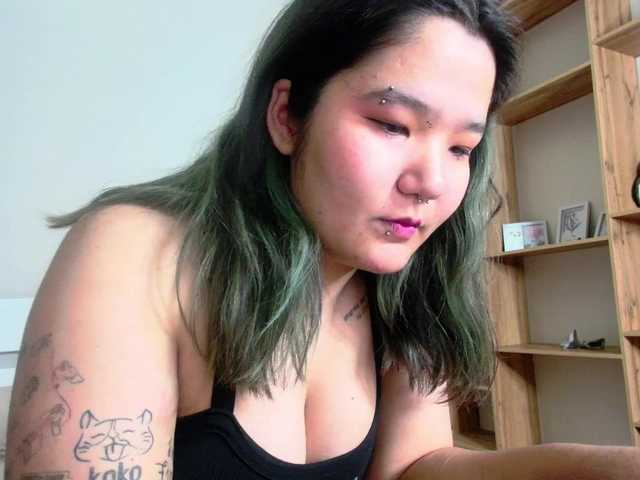 Live sex webcam photo for Jisoo20 #275541740