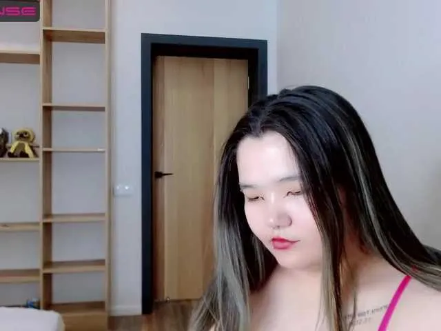 Live sex webcam photo for Jisoo20 #275955974