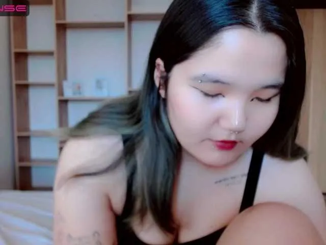 Live sex webcam photo for Jisoo20 #275980671