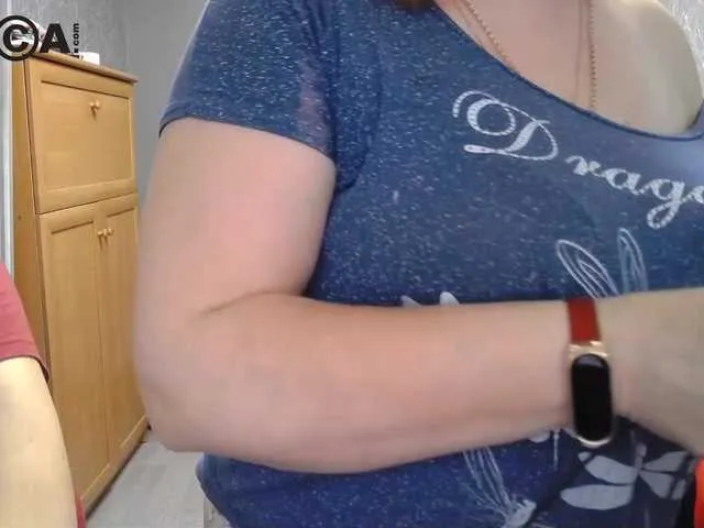 Live sex webcam photo for JoAndNeighbour #276781121