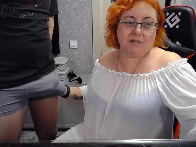 Live sex webcam photo for JoAndNeighbour #277250443