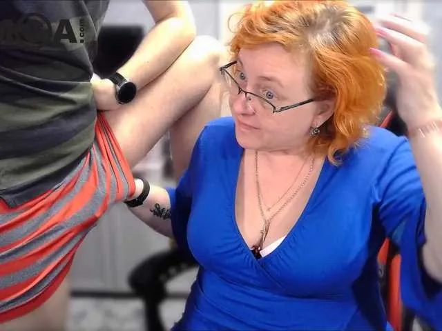 Live sex webcam photo for JoAndNeighbour #277460922