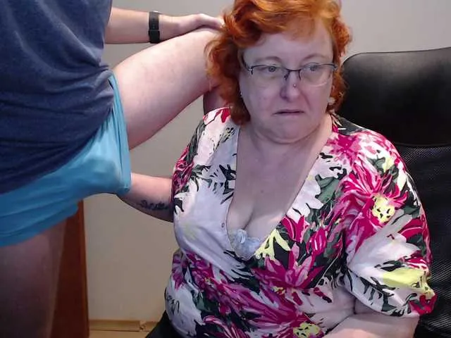 Live sex webcam photo for JoAndNeighbour #290150682