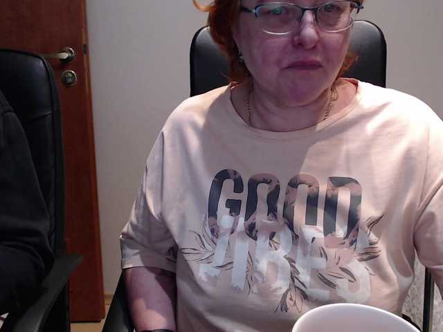 Live sex webcam photo for JoAndNeighbour #290595461