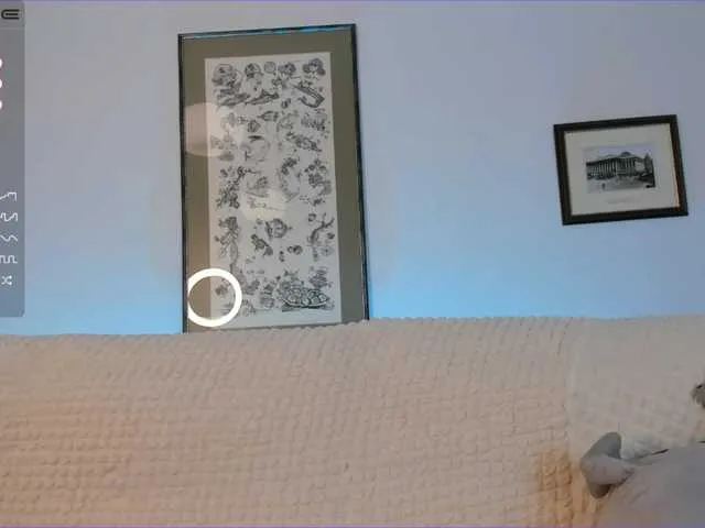 Live sex webcam photo for JoanBennette #274496833