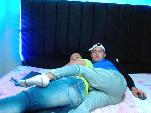 Live sex webcam photo for Joanandsmith #274341659