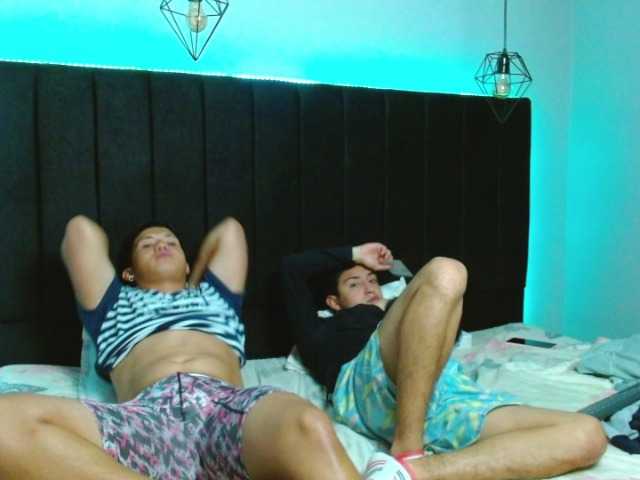 Live sex webcam photo for Joanandsmith #274432398