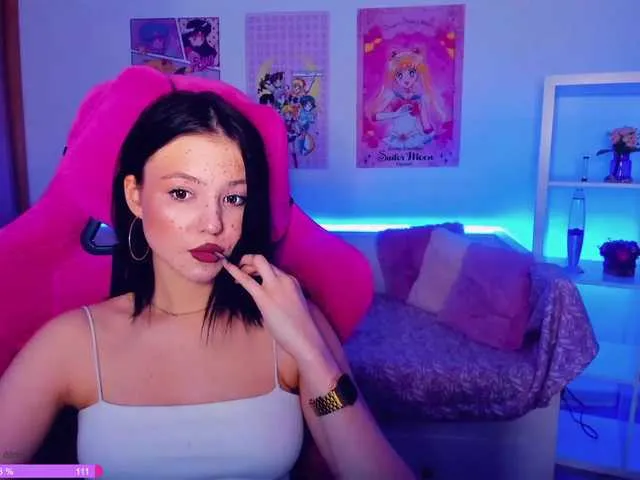 Live sex webcam photo for JoaneMoris #272263772