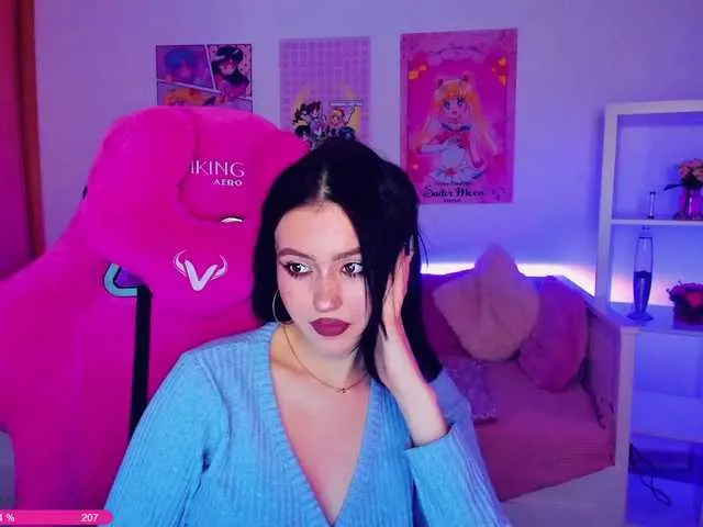 Live sex webcam photo for JoaneMoris #272327044