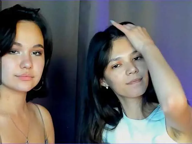 Live sex webcam photo for JoanuoBass #274605165