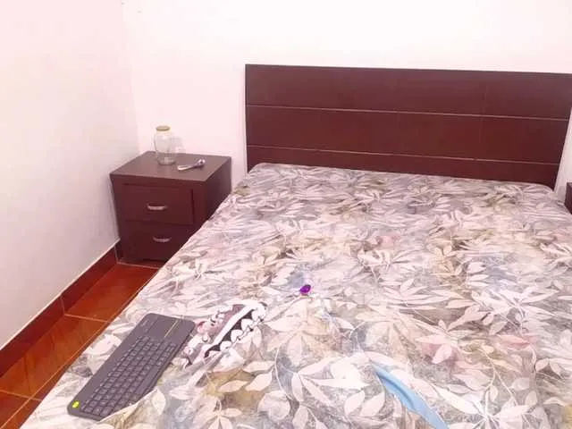 Live sex webcam photo for jocelynmillss #274173822