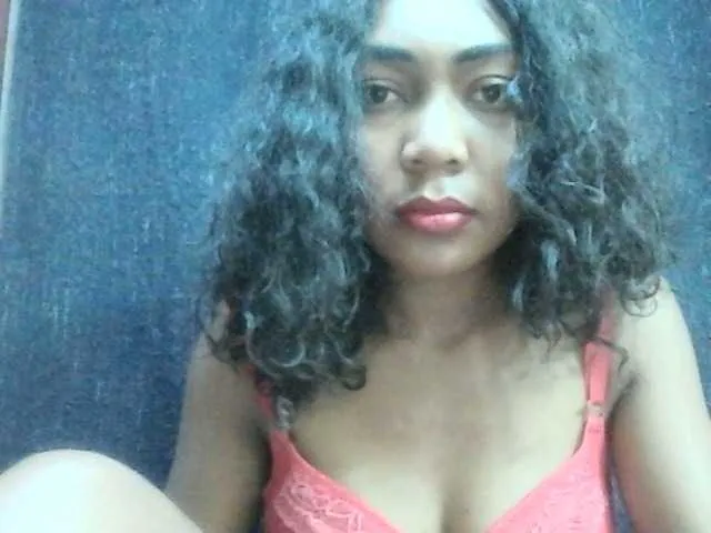 Live sex webcam photo for Jocylianna #276533429