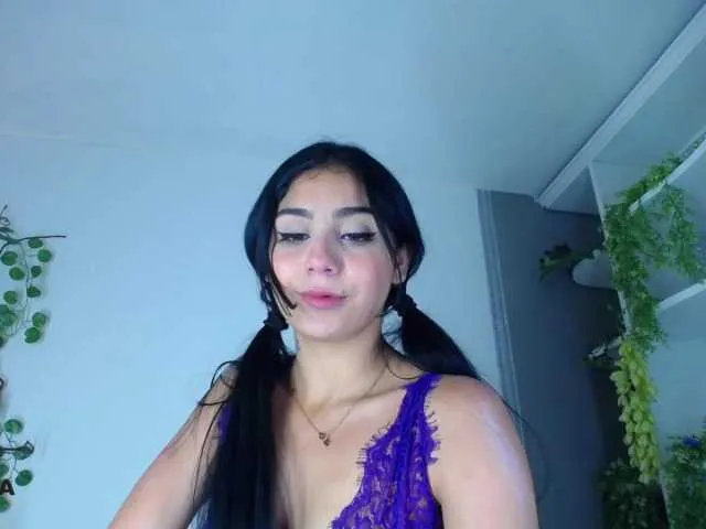 Live sex webcam photo for Joebruce #272311620