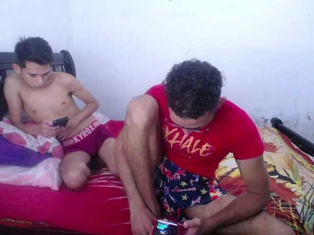 Live sex webcam photo for JohanLouis #273336370