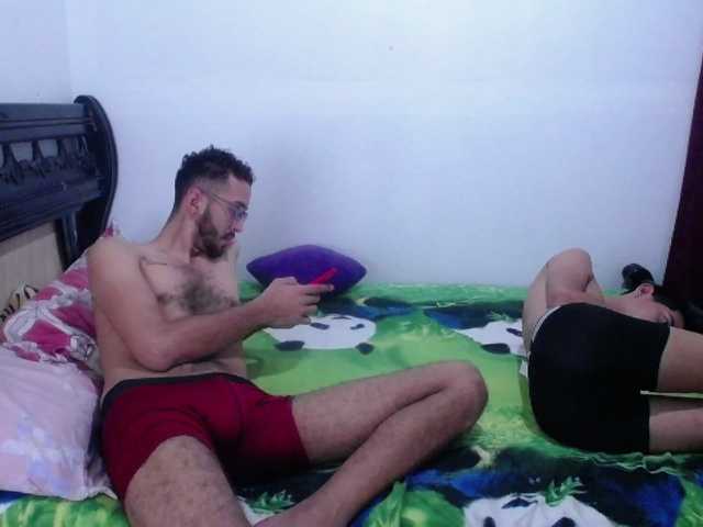 Live sex webcam photo for JohanLouis #273415187