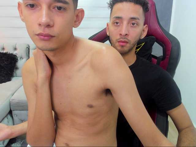 Live sex webcam photo for JohanLouis #273708946