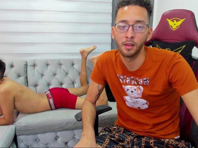 Live sex webcam photo for JohanLouis #273727490