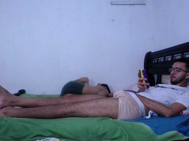 Live sex webcam photo for JohanLouis #273772451