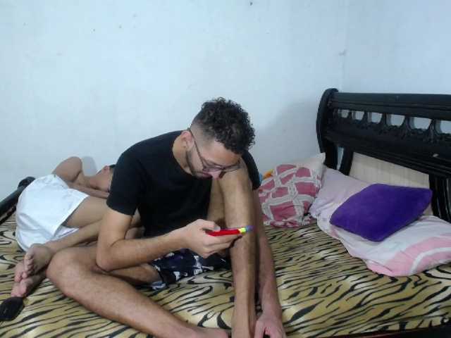 Live sex webcam photo for JohanLouis #273895692