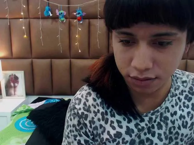 Live sex webcam photo for JohanaBaker #274393854