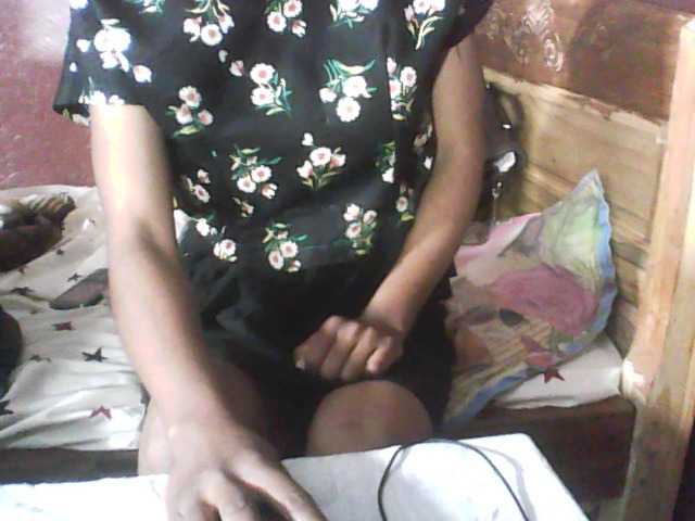 Live sex webcam photo for Johannesexy #274585013