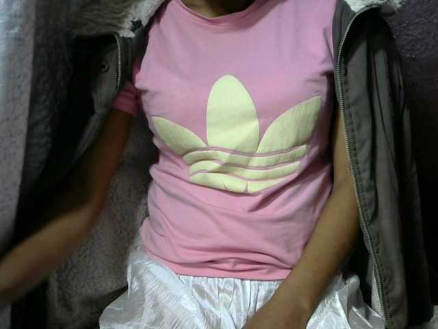 Live sex webcam photo for Johannesexy #275306406