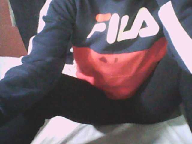 Live sex webcam photo for Johannesexy #275603497