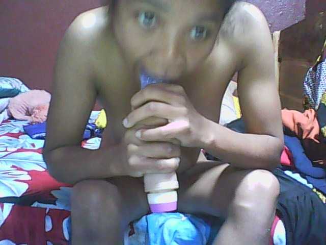 Live sex webcam photo for Johannesexy #276010444