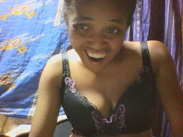 Live sex webcam photo for Johannesexy #277192288