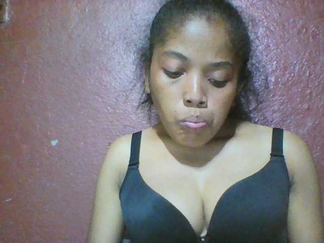 Live sex webcam photo for Johannesexy #277360837