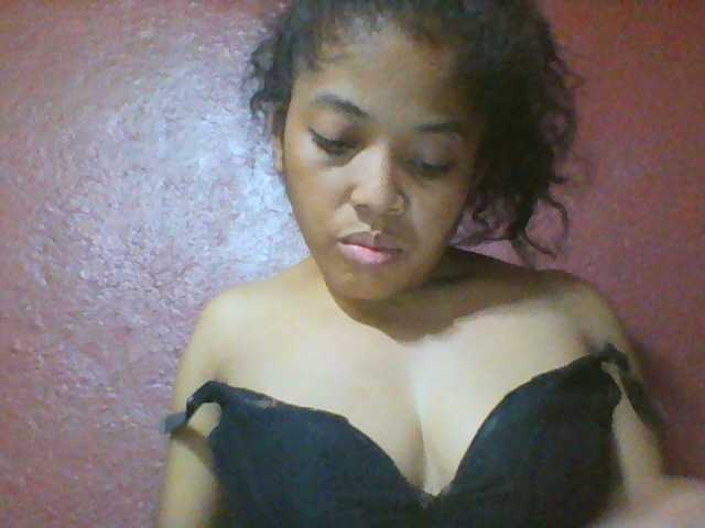 Live sex webcam photo for Johannesexy #277474342