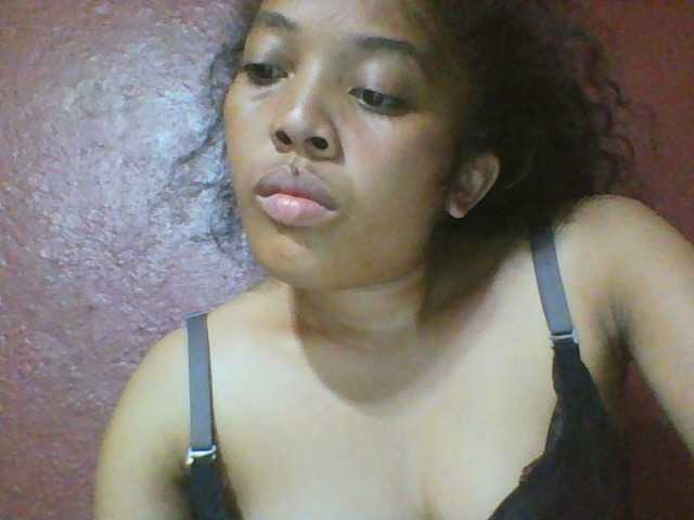 Live sex webcam photo for Johannesexy #277477579