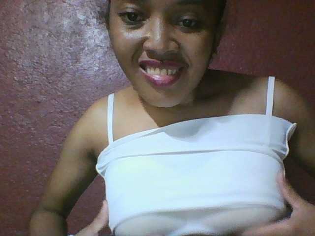 Live sex webcam photo for Johannesexy #277529383