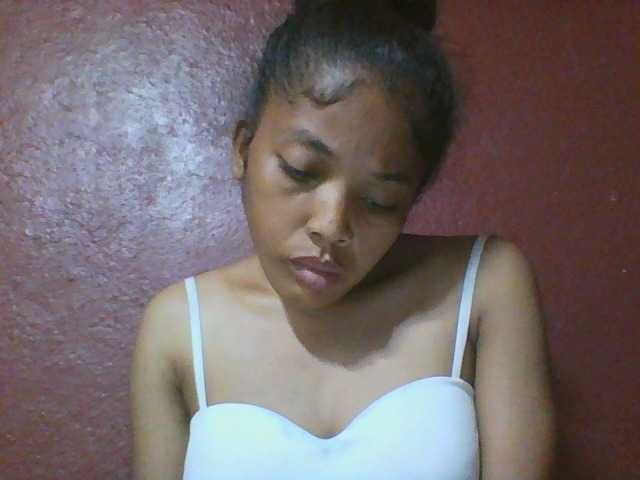 Live sex webcam photo for Johannesexy #277537468