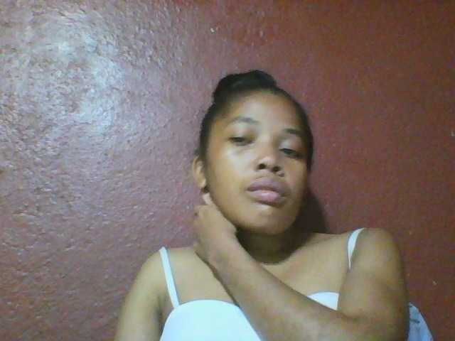 Live sex webcam photo for Johannesexy #277542990