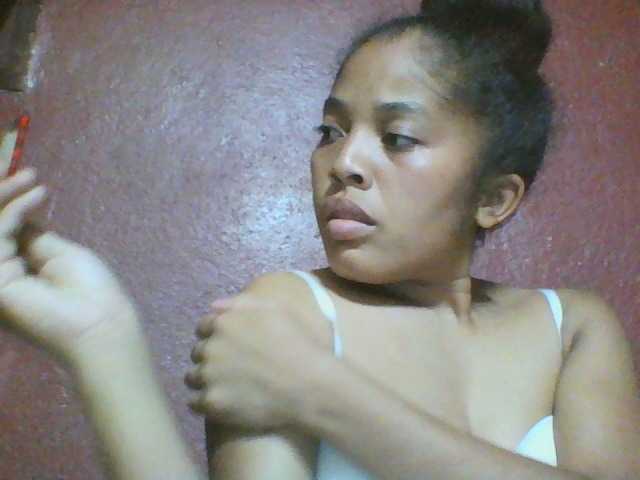 Live sex webcam photo for Johannesexy #277576897