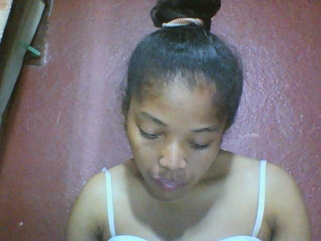 Live sex webcam photo for Johannesexy #277593307