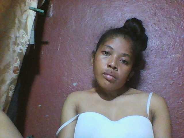 Live sex webcam photo for Johannesexy #277678142