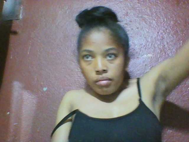 Live sex webcam photo for Johannesexy #277776324