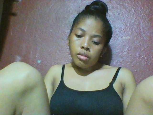 Live sex webcam photo for Johannesexy #277784895